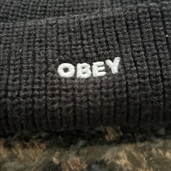 OBEY FUTURE BEANIE SIZE O/S NWT - Picture 2 of 5